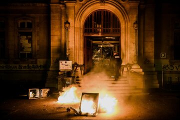 Réforme des retraites : les mobilisations nationales contre le régime français