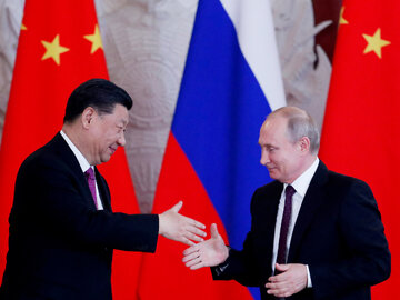 پوتین: از کمک چین به حل بحران اوکراین استقبال می‌کنیم