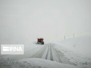 آخرین وضعیت محورهای ارتباطی مازندران/ بارش برف جاده کیاسر به ساری را مسدود کرد