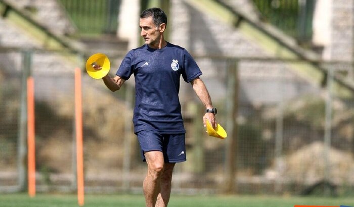 کپیبرداری یحیی از روی دست فرهاد