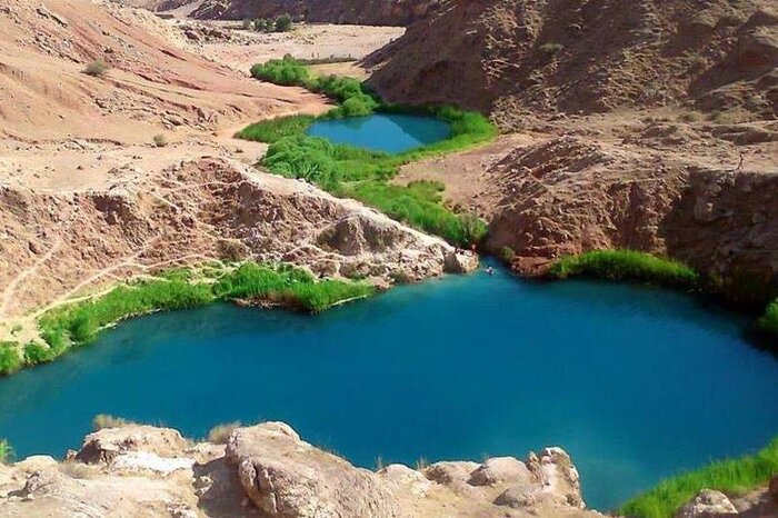 آبدانان؛ سرزمین قلعه های سنگی و دریاچه دوقلو« بزرگ ترین آکواریوم طبیعی جهان»