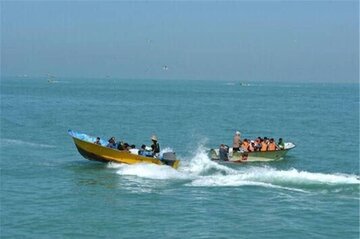 نجات چهار صیاد بوشهری از خطر غرق در آب‌های جزیره فارسی