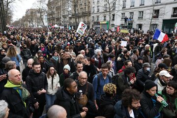 3,5 millions Français dans les rues contre le régime Macronie