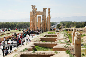 Nowruz tourism in Persepolis