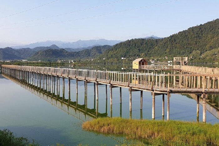 بلاتکلیفی ۱۵ ساله تالاب استیل آستارا در فرآیندهای اداری