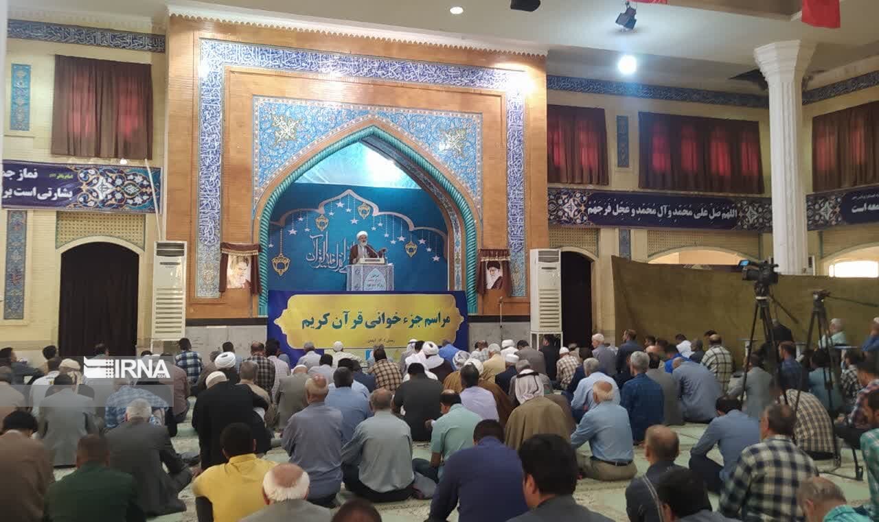 امام جمعه آبادان: انقلاب اسلامی ادبیات استکبارستیزی را به جهان معرفی کرد