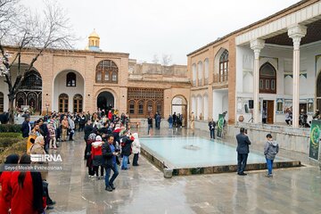 Tourisme en Iran : Manoir Khosro Abad à Sanandaj