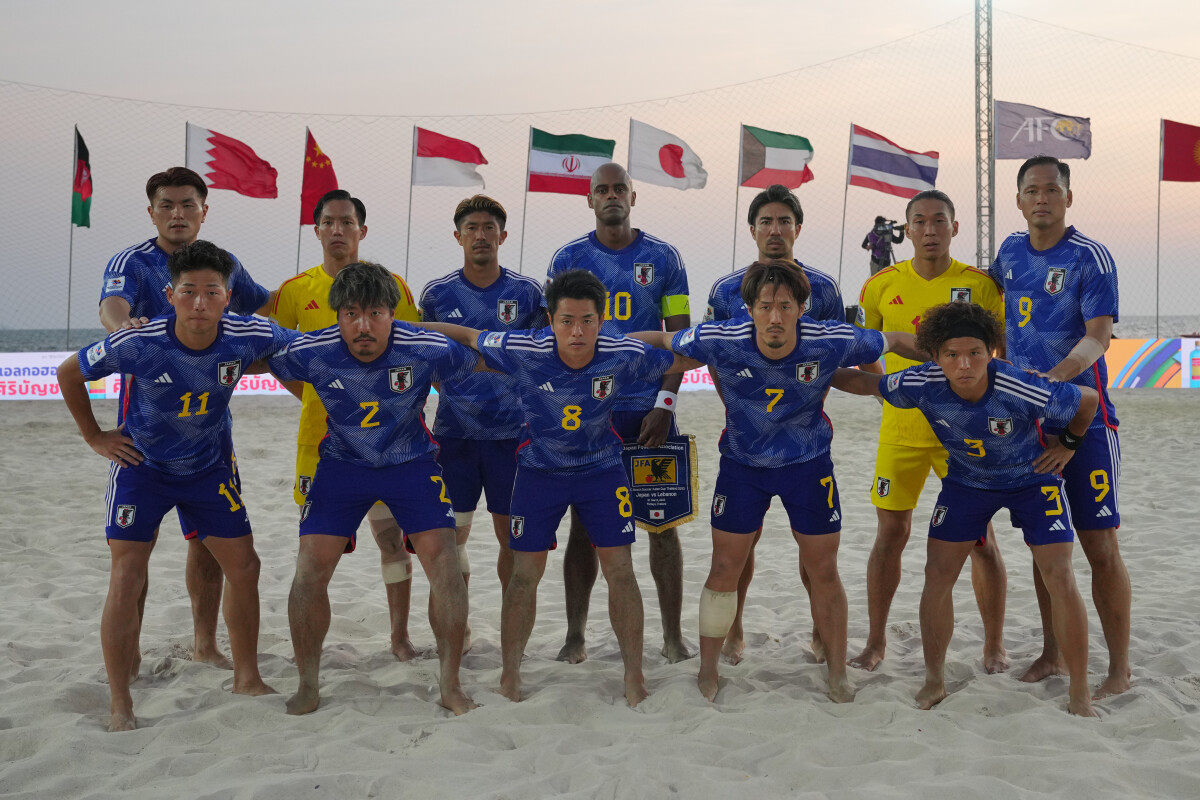 حمله یوزهای ایرانی به ساموراییها در ساحل پاتایا برای کسب سومین قهرمانی