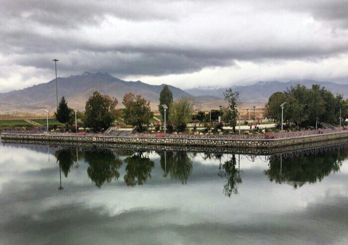 دشت سبز قروه، نوازشگر چشمان مسافران