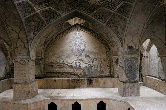 دشت سبز قروه، نوازشگر چشمان مسافران