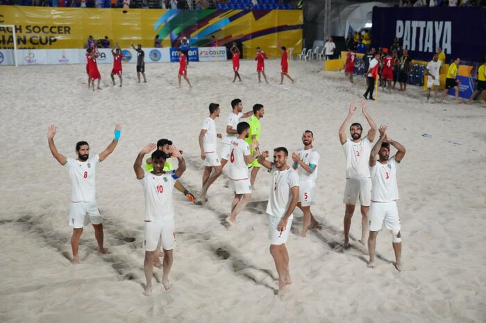 حمله یوزهای ایرانی به ساموراییها در ساحل پاتایا برای کسب سومین قهرمانی