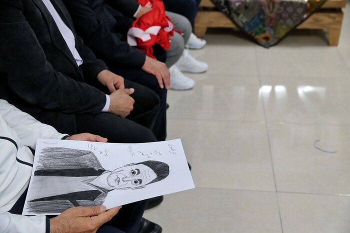 روز متفاوت مردان قلعهنویی؛ بازیکنان تیم ملی در مراکز خیریه + عکس