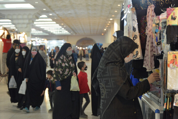 سه راهکار برای رونق تولید چادر/ فعالیت ۳۰۰ غرفه حجاب و عفاف در نمایشگاه قرآن