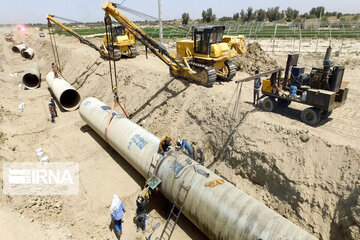 توزیع روزانه ۴۵۰ هزار متر مکعب آب در استان بوشهر/ آبفا مسئول تامین آب‌ خانه‌باغ‌ها نیست