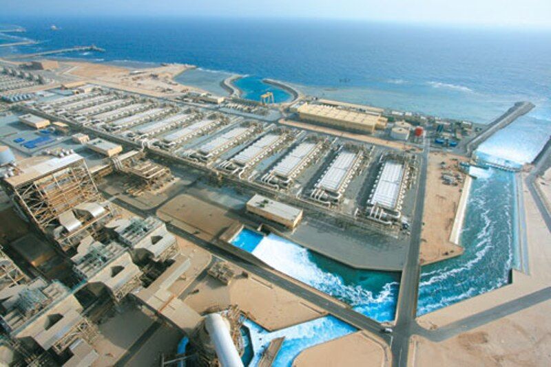 هدیه دولت سیزدهم به مردم بوشهر با افزایش سه برابری تولید آب‌شیرین‌کن‌ها 