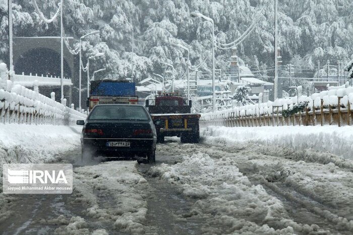 رانندگان از سفرهای غیرضروری به محورهای کوهستانی خودداری کنند