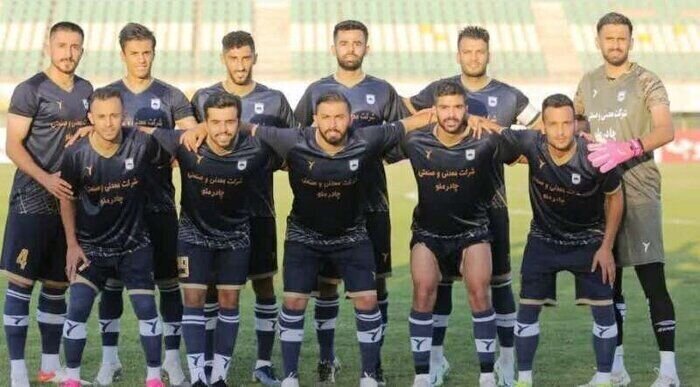 تیم فوتبال چادرملو اردکان مقابل سایپا تهران متوقف شد