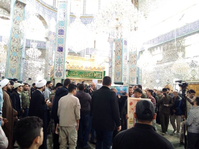 مراسم وداع با شهیدان مدافع حرم میلاد حیدری و مقداد مهقانی در حرم حضرت حضرت زینب (س) + فیلم