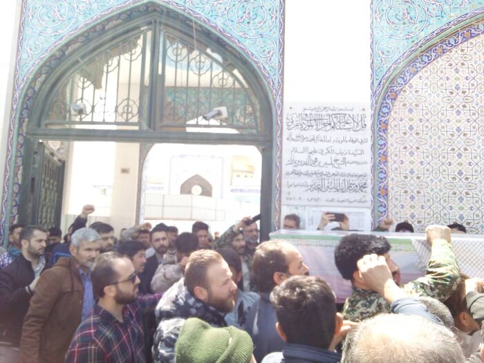 مراسم وداع با شهیدان مدافع حرم میلاد حیدری و مقداد مهقانی در حرم حضرت حضرت زینب (س) + فیلم