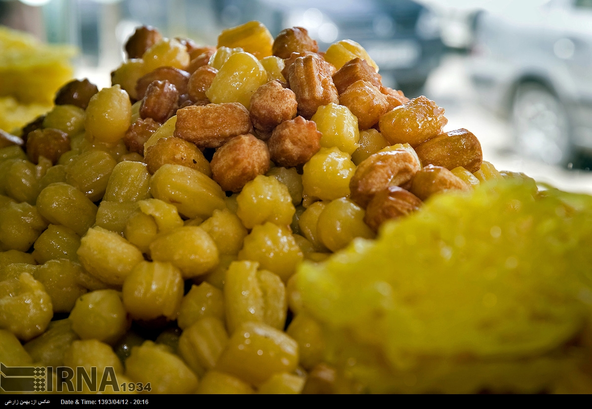 نکاتی که خانمها باید برای تهیه بامیه عسلی رعایت کنند