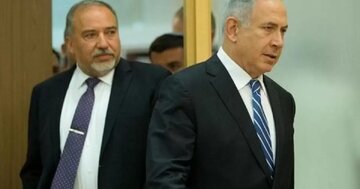 لیبرمن: مخالفان گفتگو با نتانیاهو را متوقف کنند/ ما بخشی از فریب "بی‌بی" نیستیم