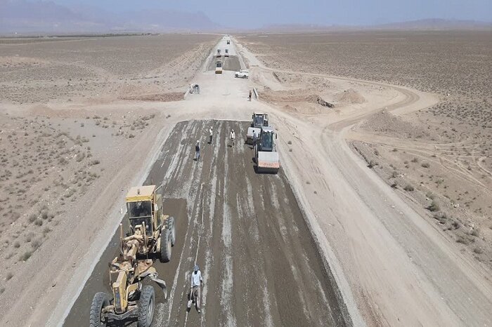 قطار پُرسرعت اصفهان-قم-تهران بر روی ریل تامین اعتبار و پیشرفت