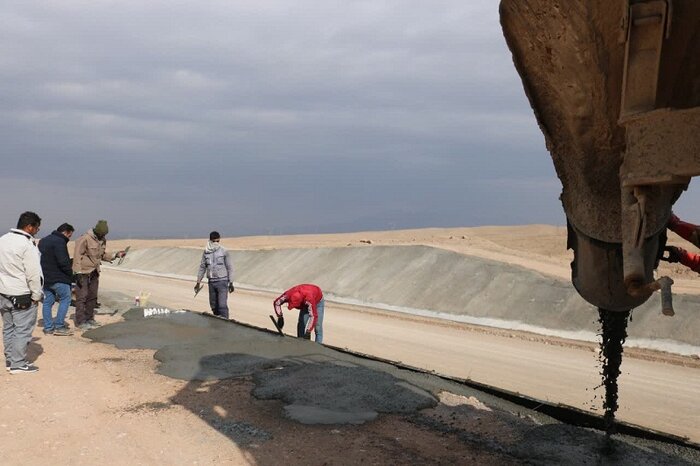 قطار پُرسرعت اصفهان-قم-تهران بر روی ریل تامین اعتبار و پیشرفت