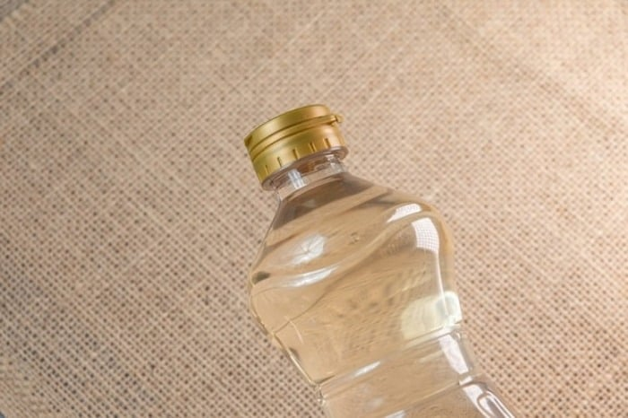 رفع بوی بد لباس با یه روش سریع، راحت و ارزان