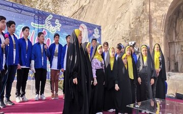 Iran-Ramadan 2023 : célébrations pour le début du jeûne des jeunes filles et garçons 