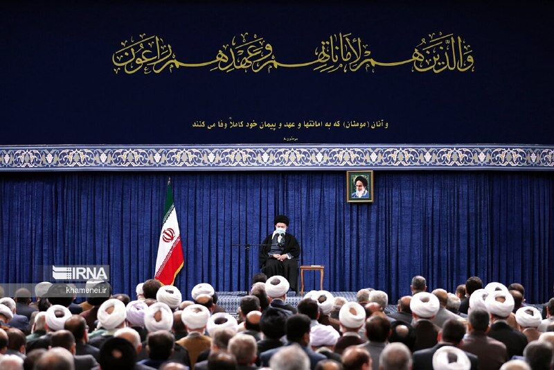 عالمی تبدیلیوں کا مقصد اسلامی جمہوریہ کے دشمنوں کو کمزور کرنا ہے: ایرانی سپریم لیڈر