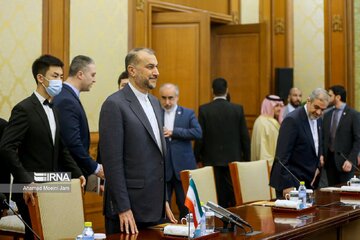 Diálogo y negociaciones entre los ministros de Exteriores de Irán y Arabia Saudí