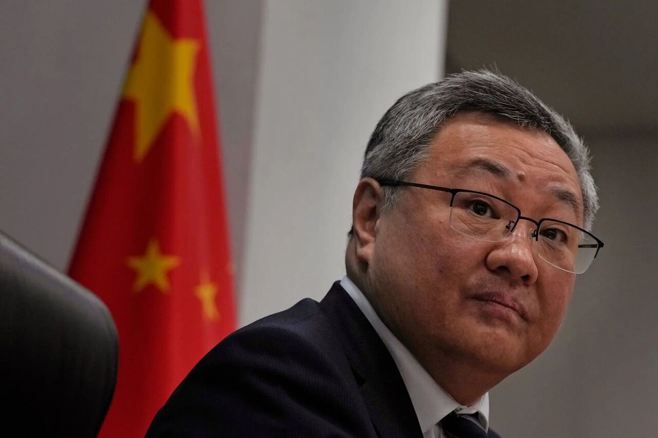 سفیر چین در اتحادیه اروپا: پکن در جنگ اوکراین طرف مسکو نیست