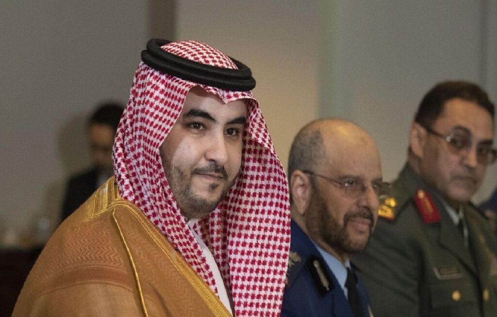 وزير الدفاع السعودي يبلغ الأطراف اليمنية باتفاق هدنة جديدة