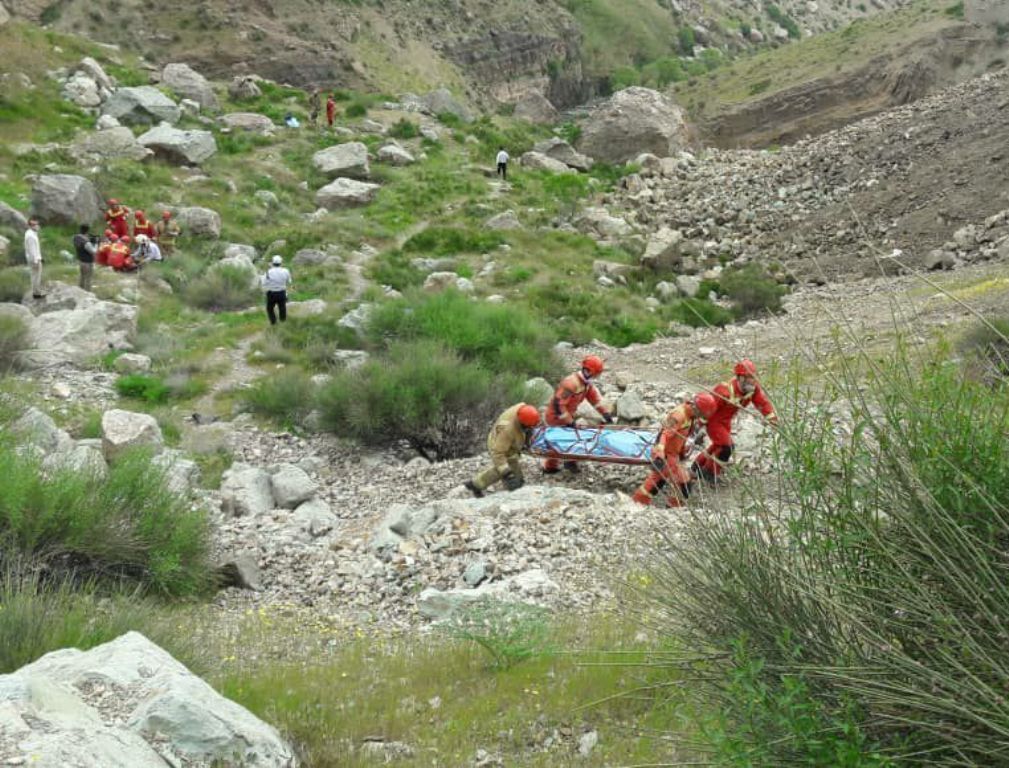 سقوط از ارتفاعات کبیرکوه جان مرد ۷۰ ساله در بدره را گرفت