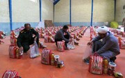 ۷۰۰ بسته معیشتی بین نیازمندان هرات و مروست یزد توزیع شد