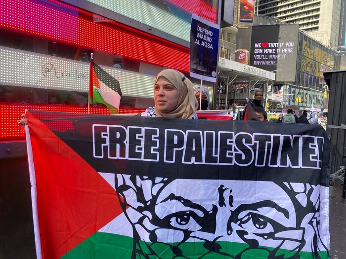فریاد آزادی فلسطین در قلب منهتن نیویورک طنین انداز شد+ گزارش تصویری