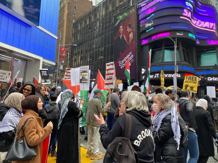 فریاد آزادی فلسطین در قلب منهتن نیویورک طنین انداز شد+ گزارش تصویری