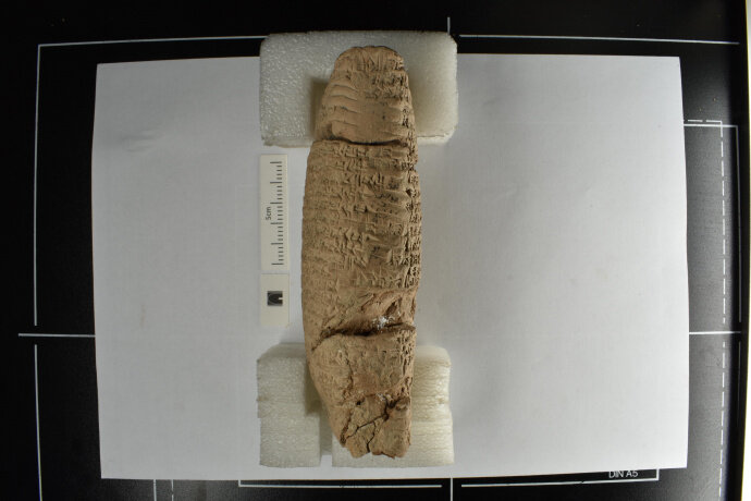 خوانش تازه گروه تاریخ دانشگاه تهران از قانون حمورابی و اسناد حقوقی شوش