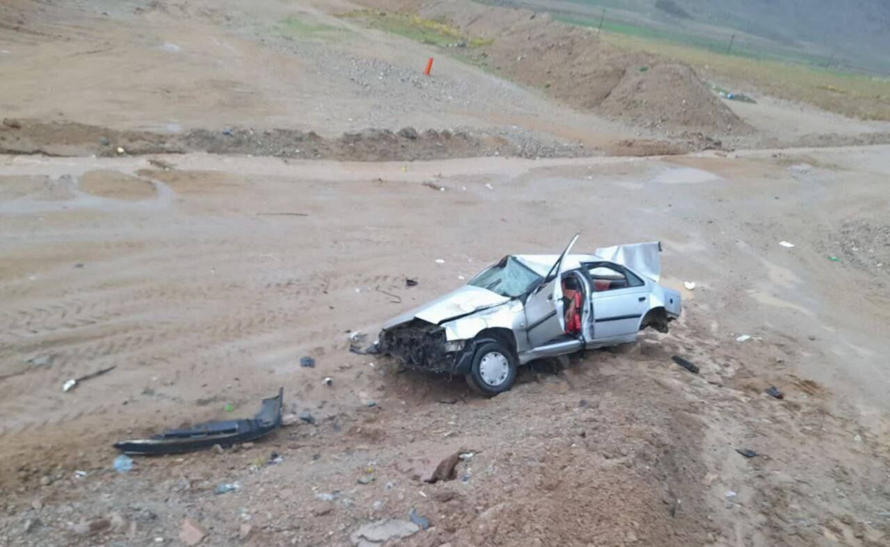 انحراف خودرو از جاده ارومیه - سلماس پنج مصدوم بر جای گذاشت