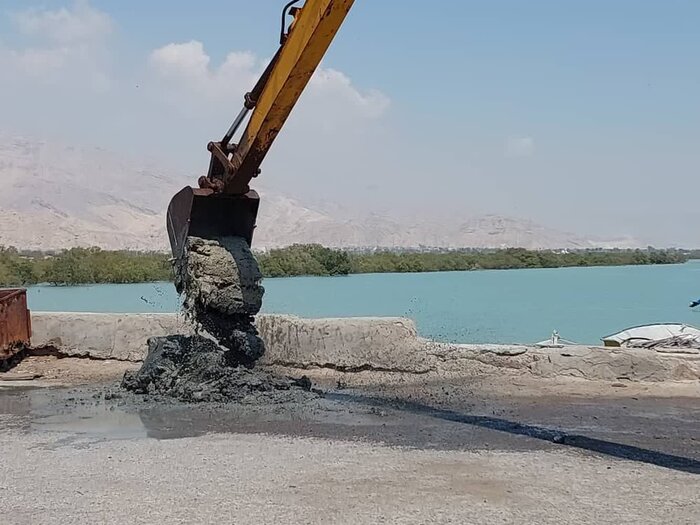 افزایش ایمنی تردد در اسکله بندر خمیر برای تحقق مطالبه شناورداران