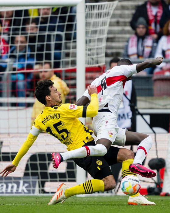 توقف بایرن در خانه/ دورتموند از پس اشتوتگارت ۱۰ نفره برنیامد