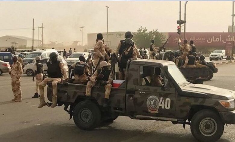 تیراندازی گسترده در کاخ ریاست‌جمهوری سودان/بمباران در خارطوم/واکنش‌ منطقه‌ای و بین‌المللی