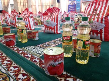 اهدای ۲۱ هزار بسته معیشتی به نیازمندان هرمزگان در قالب پویش «اطعام مهدوی»