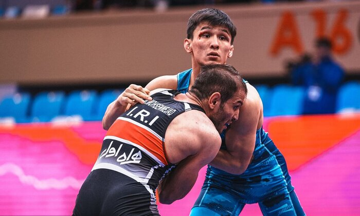 شرط قهرمانی در لیگ/ وعده رئیس جمهور به ورزشکاران