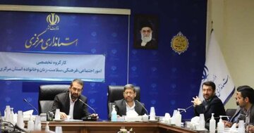 معاون استاندار مرکزی: کارکرد اصلی مساجد مورد توجه قرار گیرد