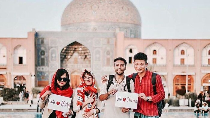 گردشگر خارجی شرایط فرهنگی ایران را میداند/ از پوشیدن روسری شگفتزده نمیشوند