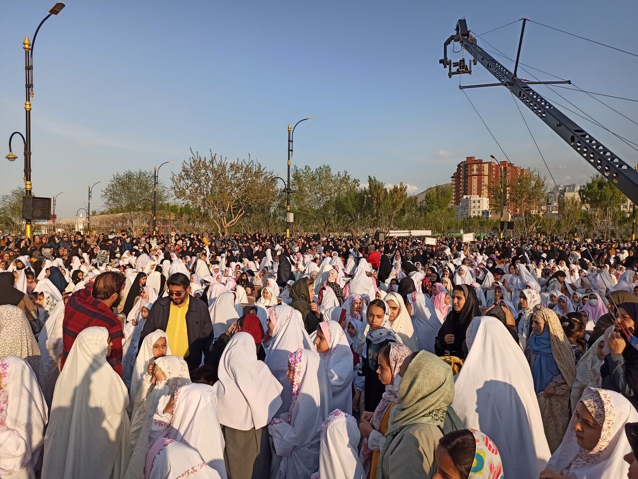 جشن بزرگ روزه اولی‌ها در اراک برگزار شد