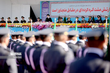 En images ; le défilé de la Journée de l'armée de la République islamique d’Iran
