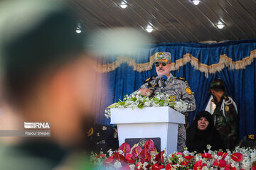 Army Day parade in Iran's Isfahan