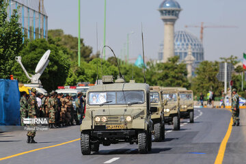 Army Day parade in Iran's Isfahan